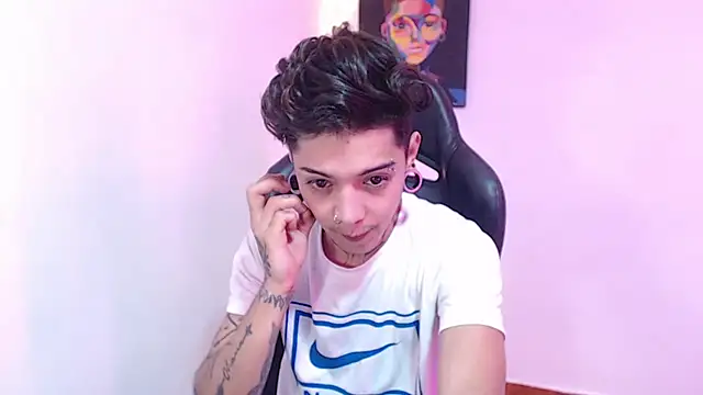 Snapshot of saad_man chatting on January 8, 5:37 am saad man online show from January 8, 5:37 am