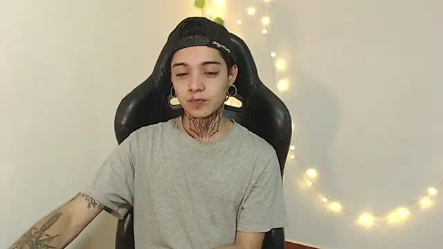 Snapshot of saad_man chatting on January 28, 7:11 am saad man online show from January 28, 7:11 am