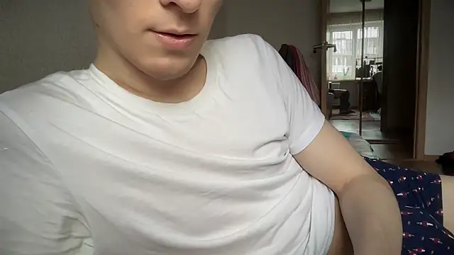 Lamonteik online show from March 17, 8:40 am