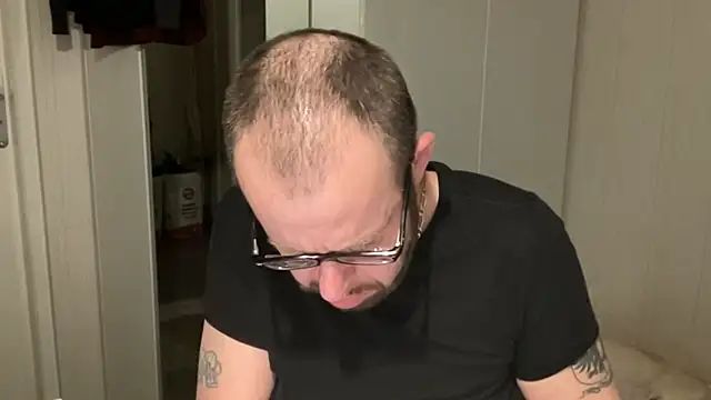 FABIOGLASSES online show from November 13, 10:14 pm