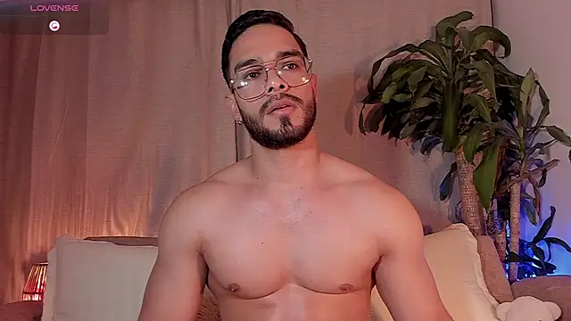 Josseph1  online show from November 14, 2:04 am