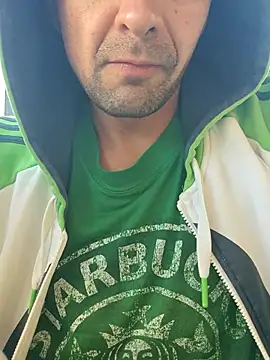 Snapshot of Eln1no69 chatting on September 25, 11:42 am Eln1no69 online show from September 25, 11:42 am