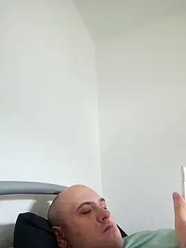 mario890605 online show from February 17, 10:58 am