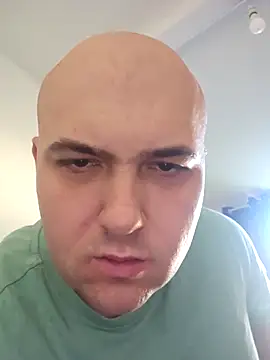 mario890605 online show from September 12, 8:14 am