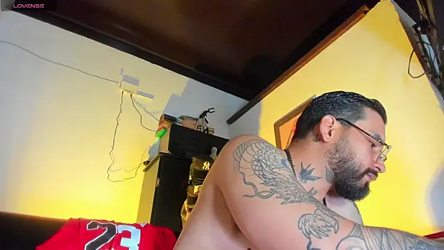 CamiloGray  online show from October 5, 2:32 pm