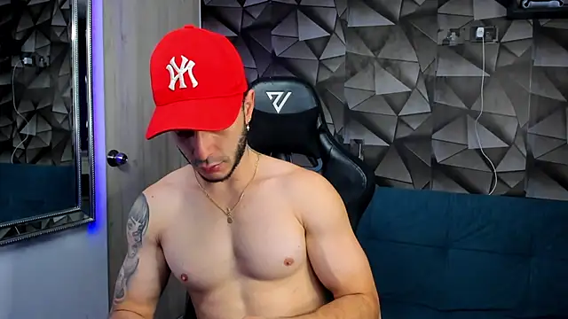 Latino stud4u online show from December 16, 2:07 am