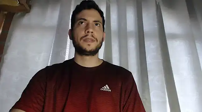 Armando 2002 online show from December 12, 5:04 pm