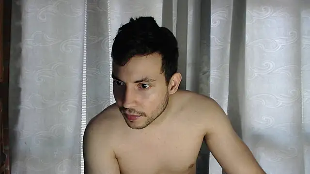 Armando 2002 online show from March 18, 4:50 pm