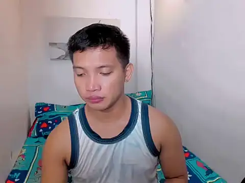 xSebastian19 online show from October 16, 4:15 pm