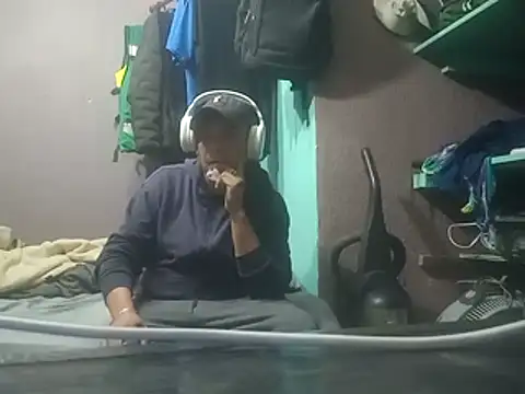 Noctucrasy247 online show from December 4, 9:27 am