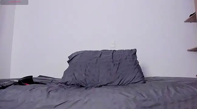 Cloudy pigDude online show from March 6, 6:52 am