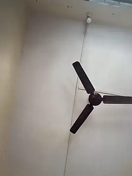 sushilbhosale667 online show from September 18, 4:25 am