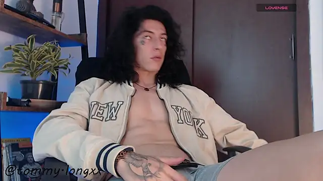 tommylongxx online show from September 15, 1:41 am