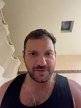 JonJ0 online show from January 18, 1:18 am