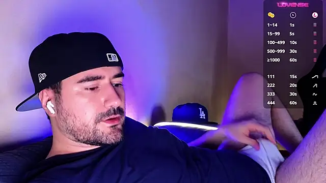 DominantTheo online show from December 16, 2:15 am