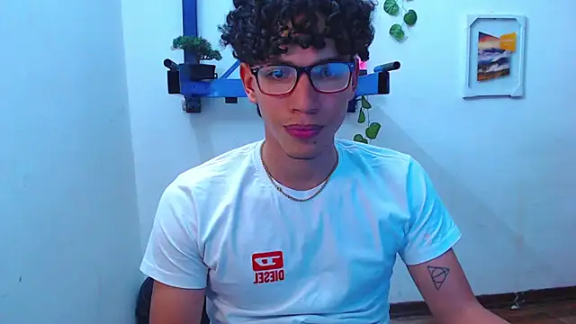 austinsantana online show from January 13, 6:16 am