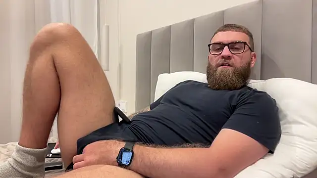 Bear bear  online show from November 11, 11:15 am