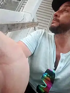 ShaneJames11 online show from September 15, 10:33 pm