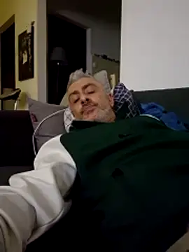 cuci45 online show from December 20, 12:51 am