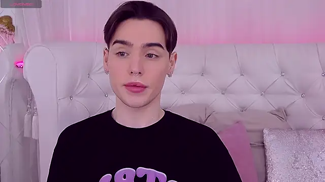 RobbyCharming online show from February 3, 7:42 pm