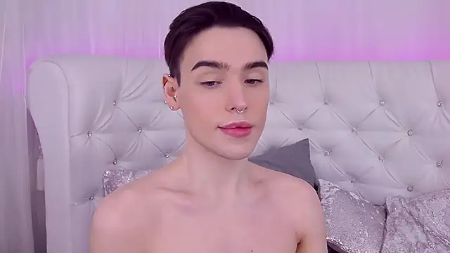 RobbyCharming online show from March 10, 7:50 pm