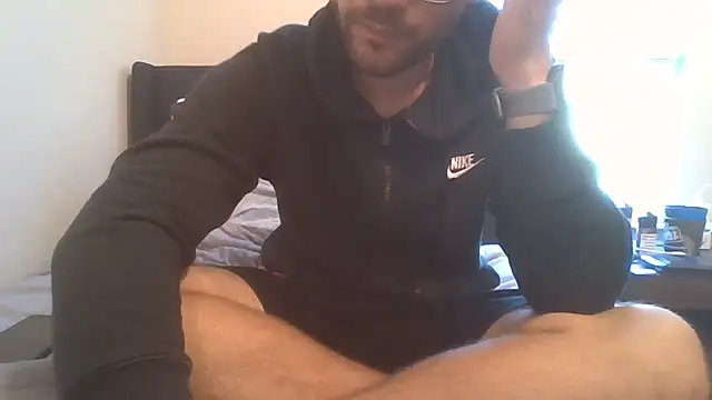 Hotboyo01 online show from February 17, 6:48 pm