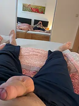 vanjbi45 online show from November 2, 2:54 pm