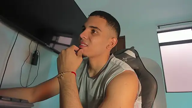 joss 111 online show from October 8, 1:48 pm