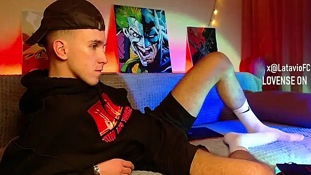 Midnighter  online show from January 28, 6:39 pm