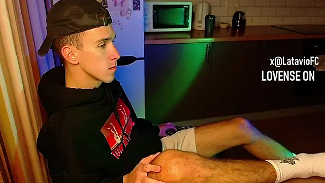 Midnighter  online show from September 30, 3:34 am