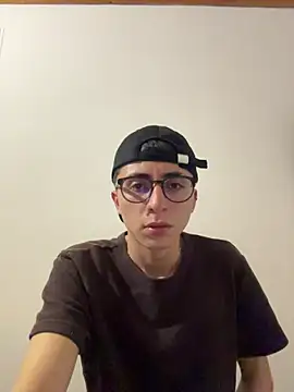 CamiRojas boy online show from November 17, 4:15 am