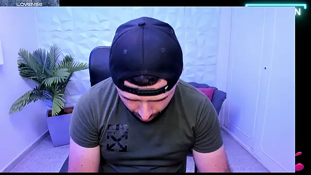 jhon bear03 online show from December 26, 2:37 pm