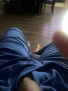 Snapshot of Asronrandon chatting on September 13, 5:03 pm Asronrandon online show from September 13, 5:03 pm