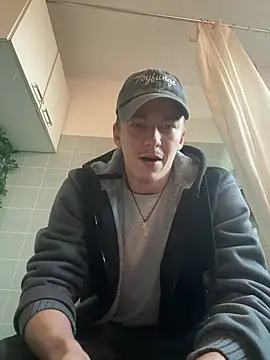 Toyjungee online show from December 26, 3:10 pm