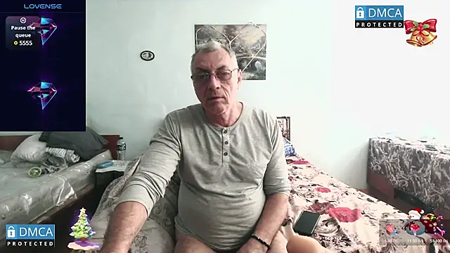 Snapshot of sexman181166 chatting on February 10, 6:42 am sexman181166 online show from February 10, 6:42 am