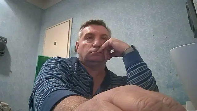 GYurmoka70 online show from October 8, 8:57 pm