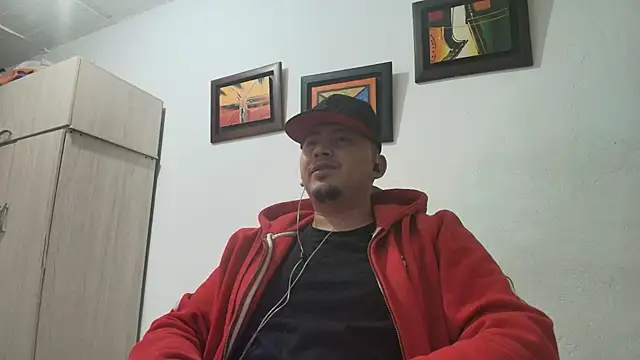 myke andrade online show from October 24, 1:40 am