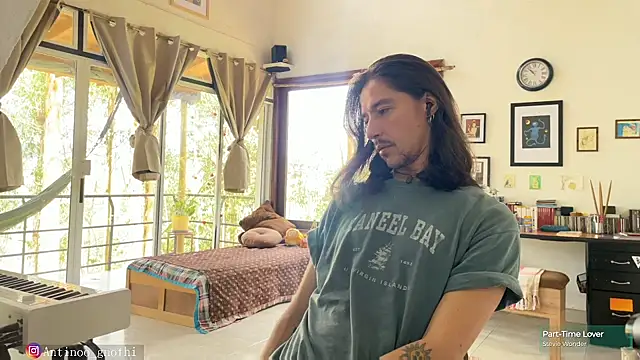 Antinoo Gnothi online show from December 22, 3:55 pm