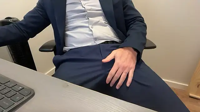 rickyi2023 online show from November 26, 5:27 pm