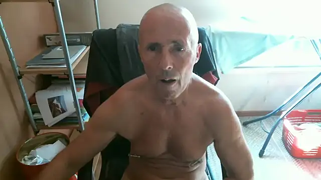 olibrius71 online show from October 10, 12:21 pm