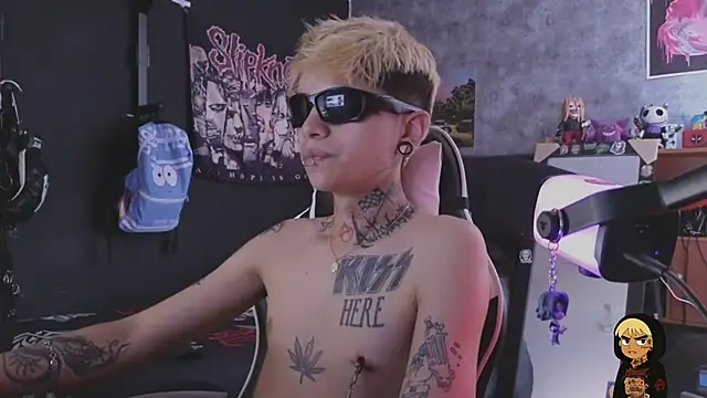 AcidMilo online show from February 9, 4:22 pm