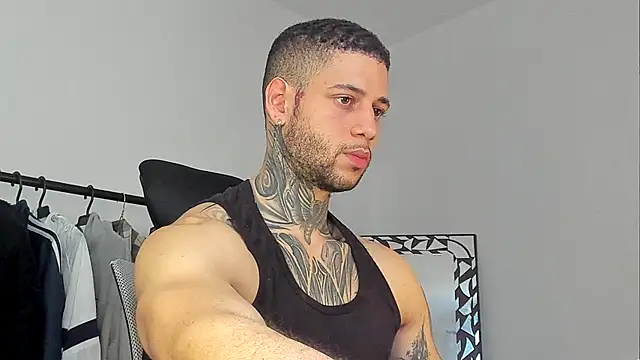  jamesleandros1 online show from October 25, 9:38 pm