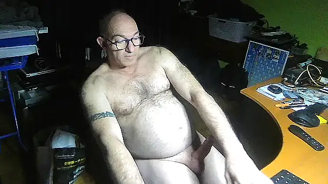 chrichri38xh online show from February 27, 10:09 pm