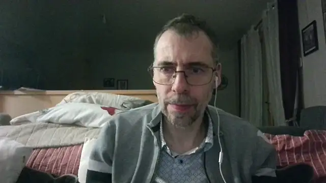 ptitcanard60600 online show from March 16, 10:36 pm