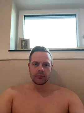 Danii0790 online show from February 5, 4:15 pm