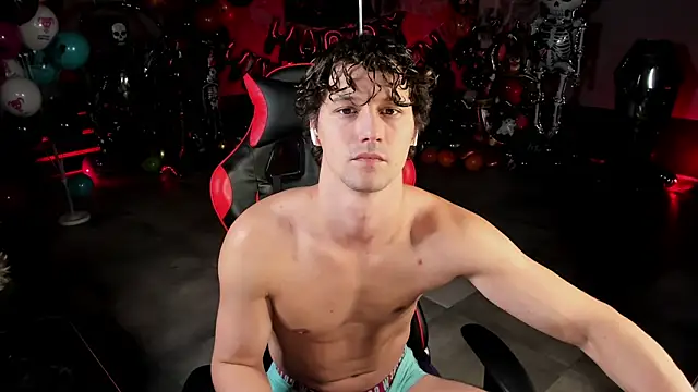 dirty-boss online show from November 27, 6:22 pm