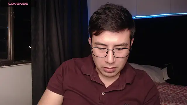 andrewmhilton  online show from February 17, 6:01 am