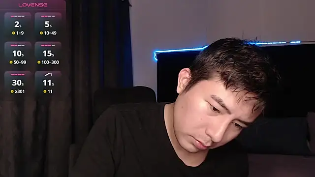 andrewmhilton  online show from January 6, 5:33 am