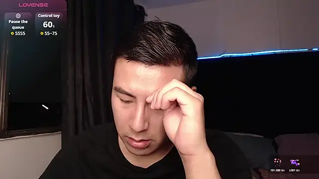 andrewmhilton  online show from February 3, 6:22 am