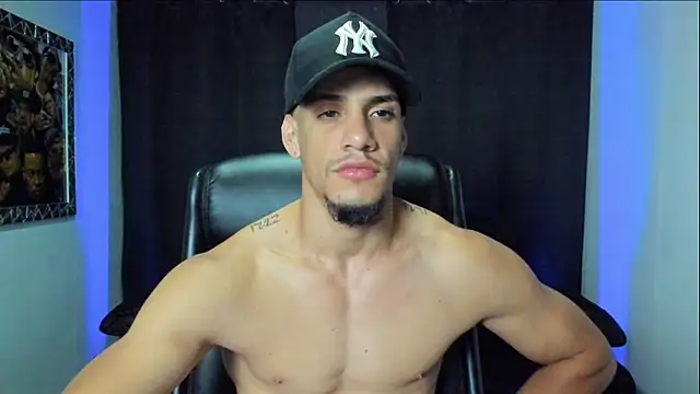 jhonnysnow17 online show from February 17, 5:50 am